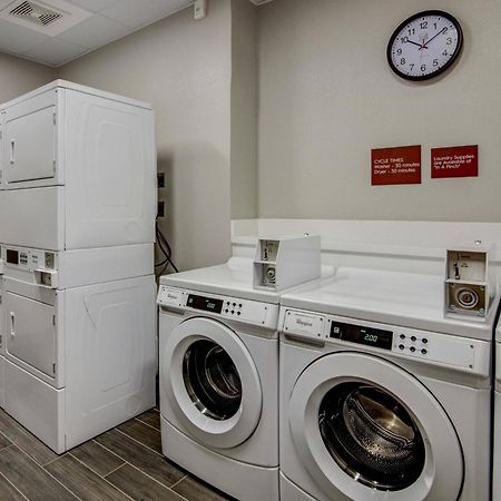 Towneplace Suites By Marriott Houston Hobby Airport מראה חיצוני תמונה