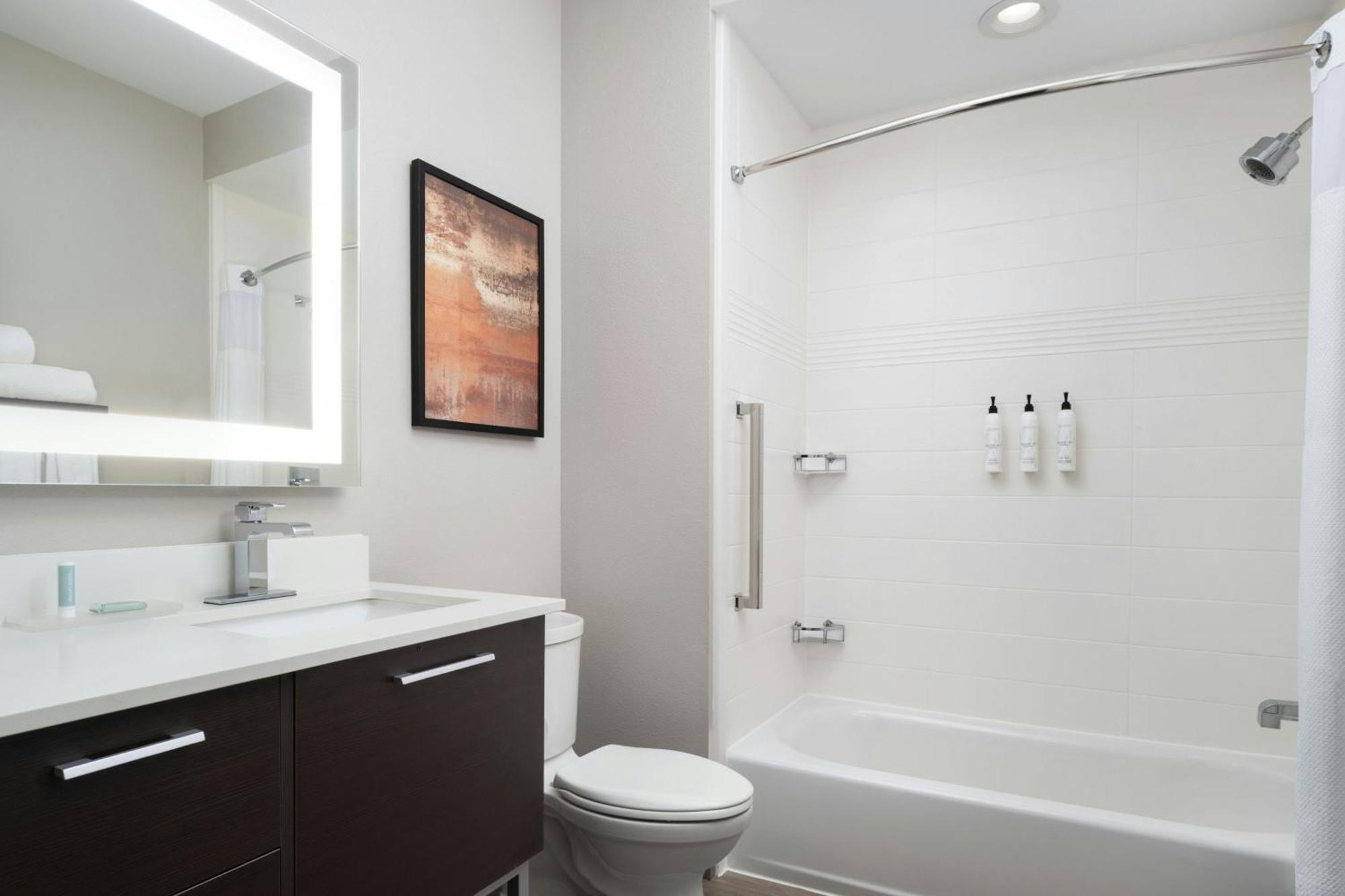 Towneplace Suites By Marriott Houston Hobby Airport מראה חיצוני תמונה