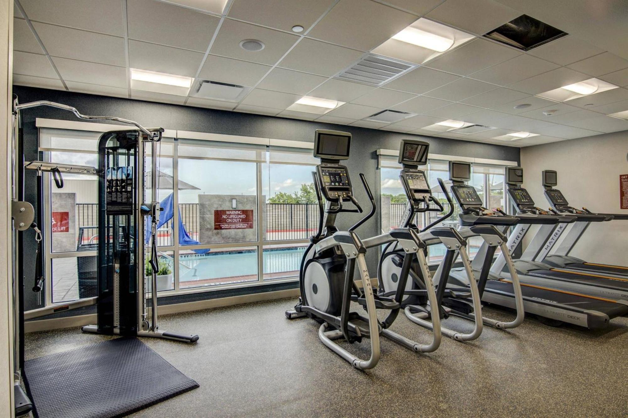 Towneplace Suites By Marriott Houston Hobby Airport מראה חיצוני תמונה