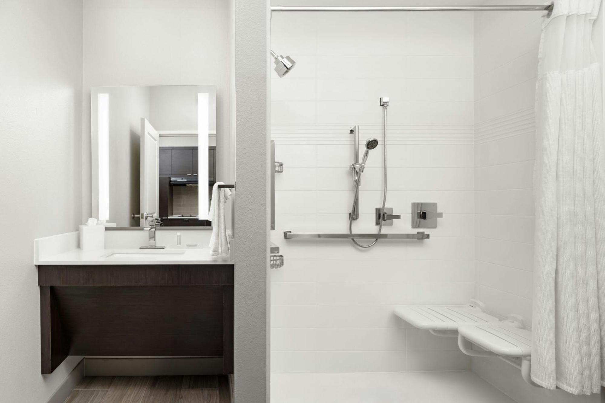 Towneplace Suites By Marriott Houston Hobby Airport מראה חיצוני תמונה